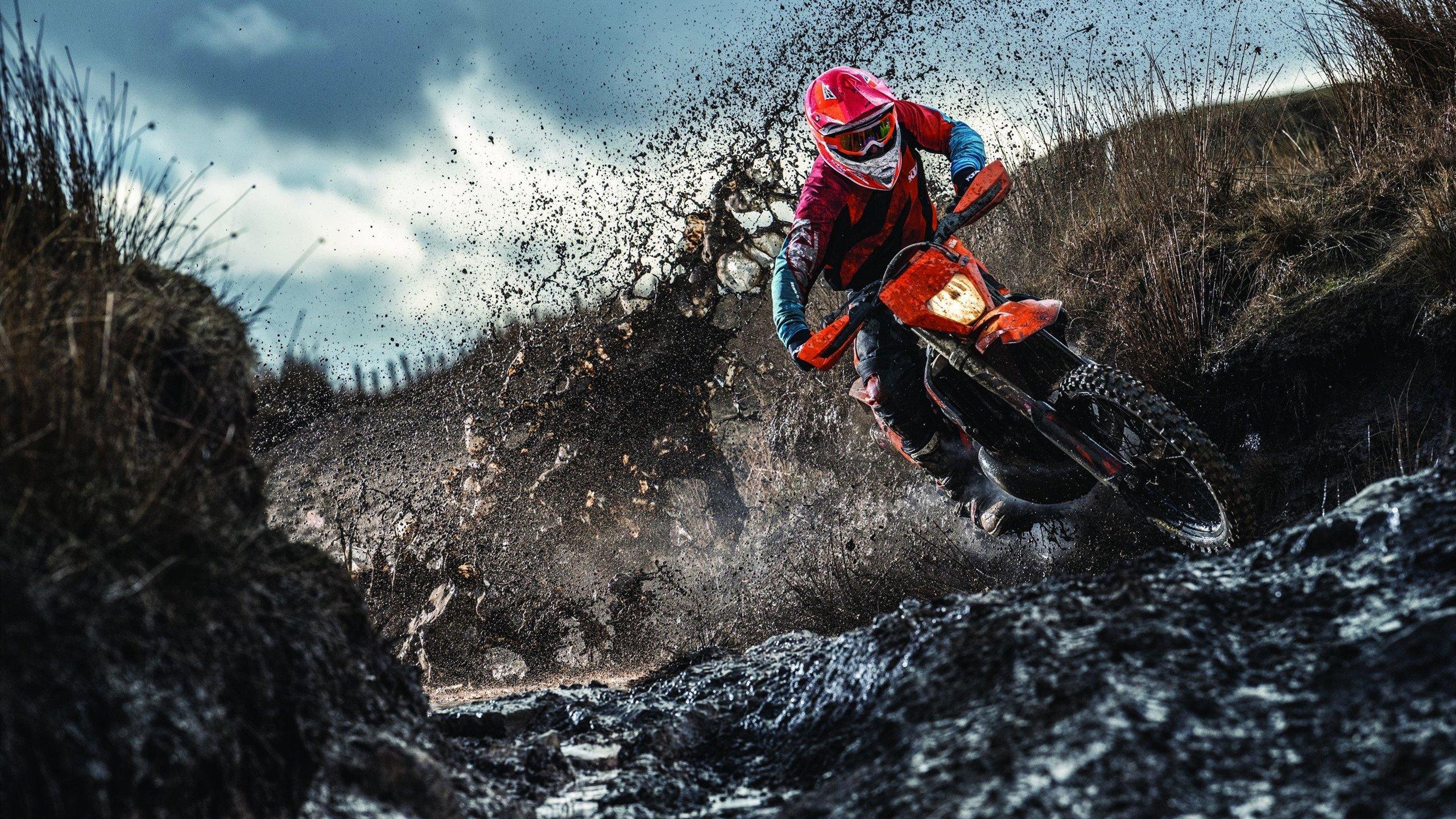 阿尔卡拉斯横扫对手晋级美网八强 新生代对决引爆法拉盛公园